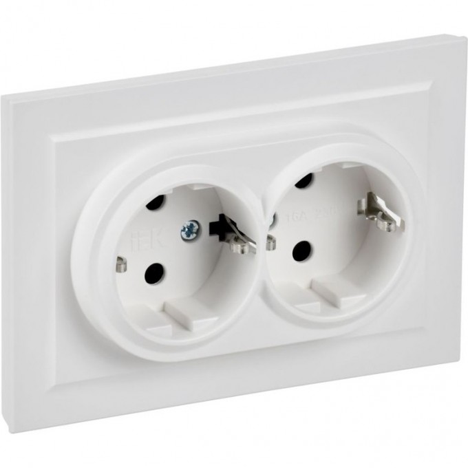 Розетка 2-местная IEK BRITE РСш12-3-БрАБ 16А в сборе с заземл. защ. шторки арктич. бел. BR-R24-16-K91-F