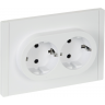 Розетка 2-местная IEK FORTEPIANO с заземлением, с защитными шторками, безвинтовое крепление, 16А FP223 белый FP-R24-16-1-K01